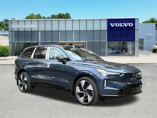 2025 Volvo EX90 Twin Motor Performance Ultra 6-Seater