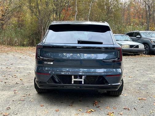 2025 Volvo EX90 Twin Motor Performance Ultra 6-Seater