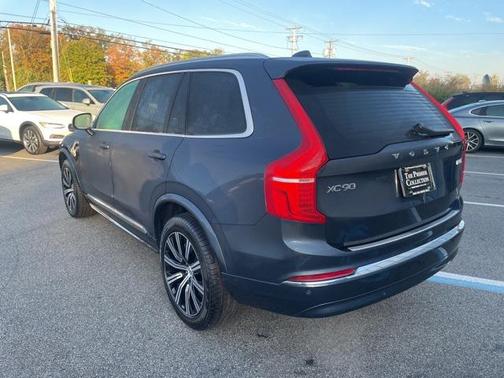 2024 Volvo XC90 B5 Core Bright Theme