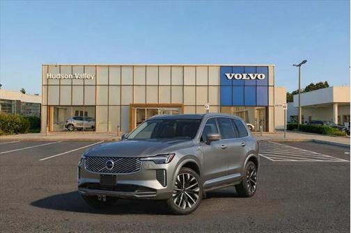 2025 Volvo XC90 Plug-In Hybrid T8 Plus 7-Seater
