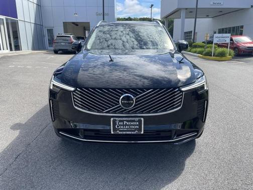 2025 Volvo XC90 Plug-In Hybrid T8 Plus 7-Seater