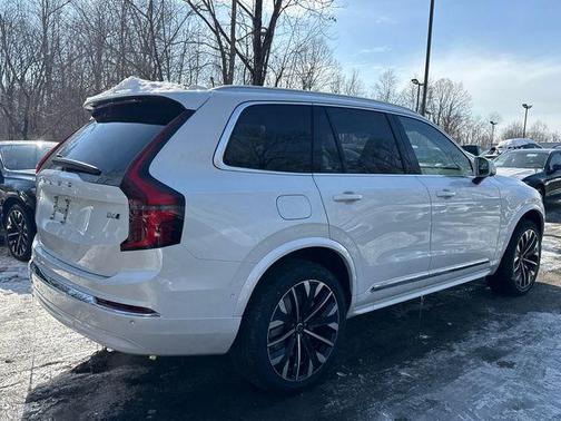 2026 Volvo XC90 Plus, B6 AWD Gas (mild hybrid), Gasoline, Bright, 6 Seats