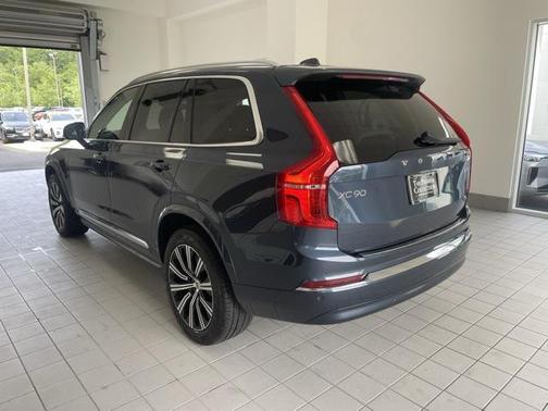 2024 Volvo XC90 B5 Core Bright Theme