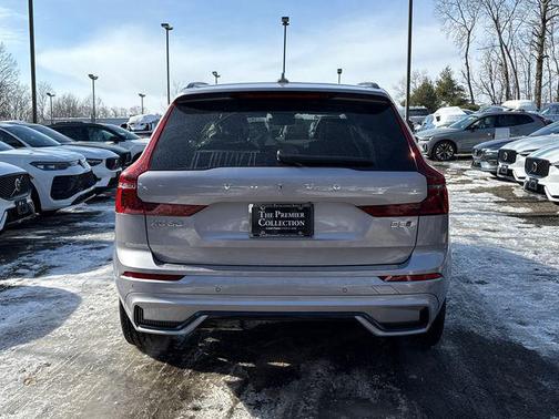 2026 Volvo XC60 B5 Plus