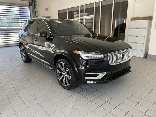 2024 Volvo XC90 B5 Plus Bright Theme