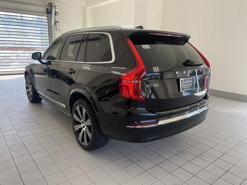 2024 Volvo XC90 B5 Plus Bright Theme