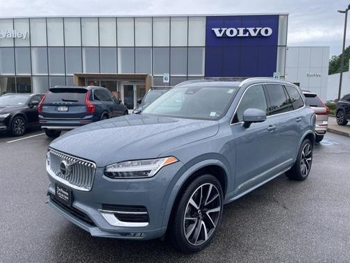 2023 Volvo XC90 B6 Plus 7-Seater