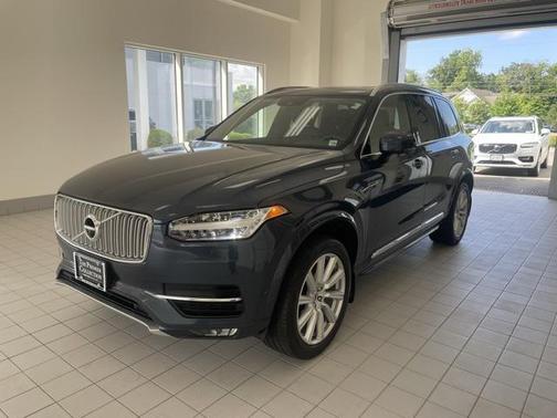 2018 Volvo XC90 T6 Inscription