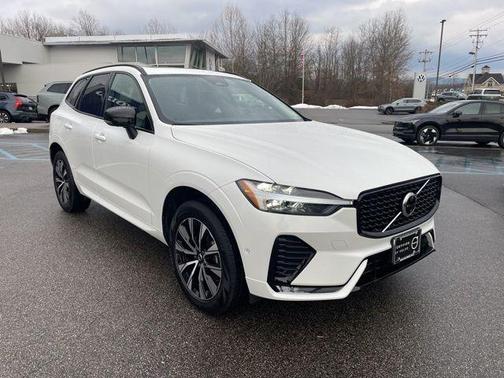2025 Volvo XC60 B5 Plus