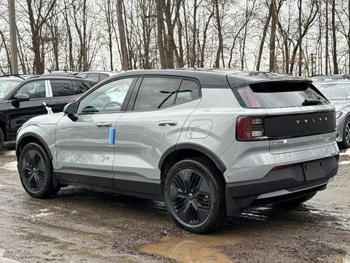2026 Volvo EX30 Cross Country Ultra