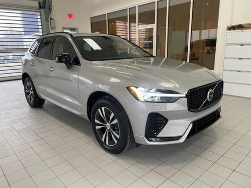 2025 Volvo XC60 B5 Core