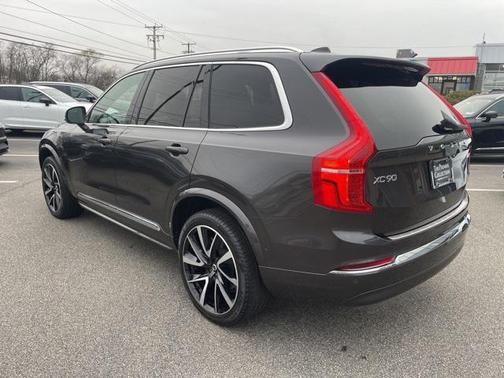 2024 Volvo XC90 B6 Ultimate Bright Theme 7-Seater