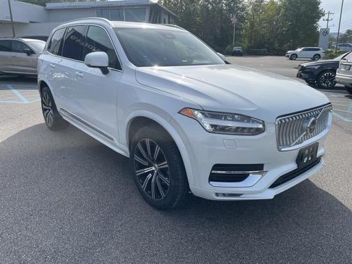 2024 Volvo XC90 B5 Core Bright Theme