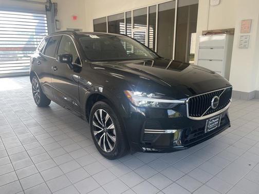 2023 Volvo XC60 B5 Core