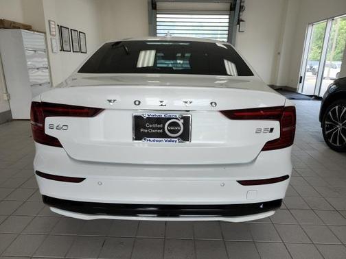 2025 Volvo S60 B5 Core
