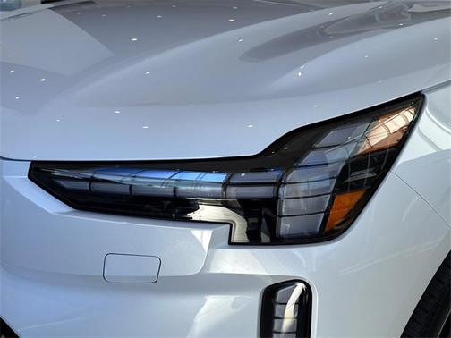 2025 Volvo EX90 Twin Motor Performance Plus 6-Seater