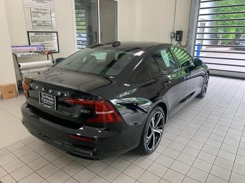 2025 Volvo S60 B5 Plus