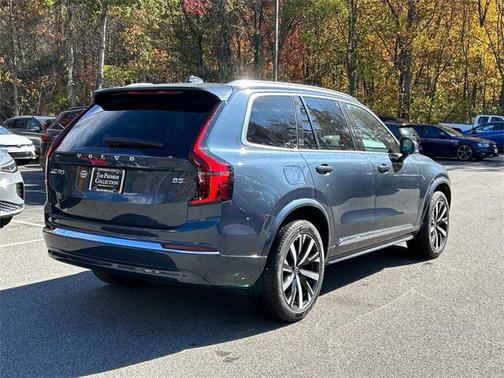 2026 Volvo XC90 B5 Core