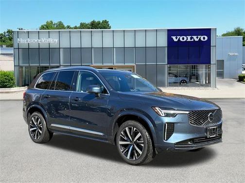 2026 Volvo XC90 B5 Core