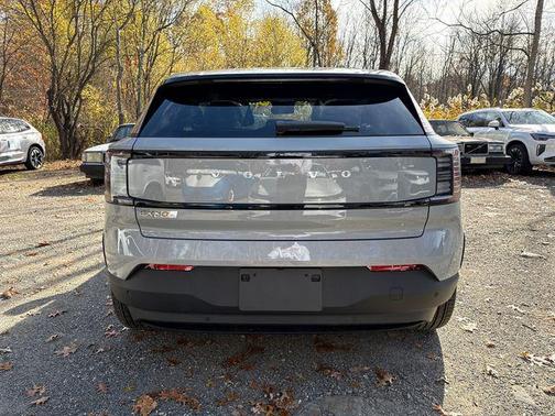 2025 Volvo EX30 Twin Motor Ultra