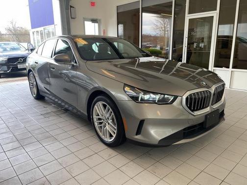 2024 BMW 530 i xDrive
