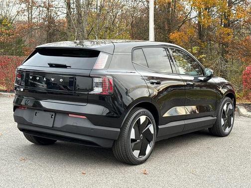 2026 Volvo EX30 Plus