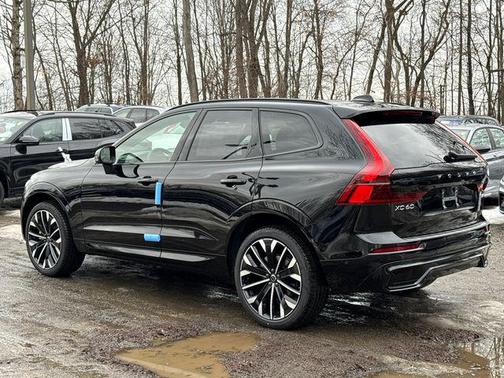 2026 Volvo XC60 B5 Ultra