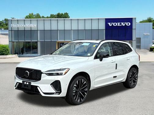 2026 Volvo XC60 B5 Ultra