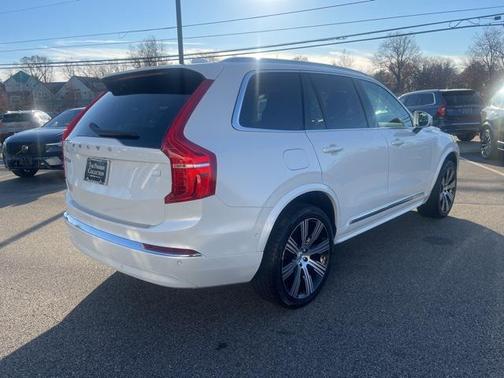 2024 Volvo XC90 Recharge Plug-In Hybrid T8 Plus 6-Seater