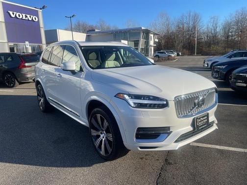 2024 Volvo XC90 Recharge Plug-In Hybrid T8 Plus 6-Seater
