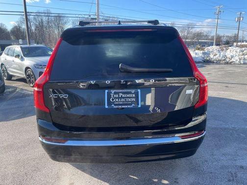 2023 Volvo XC90 Recharge Plug-In Hybrid T8 Plus Bright Theme 7-Seater