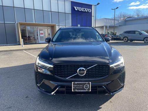 2025 Volvo XC60 B5 Core