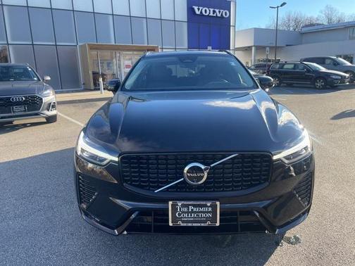 2025 Volvo XC60 B5 Plus