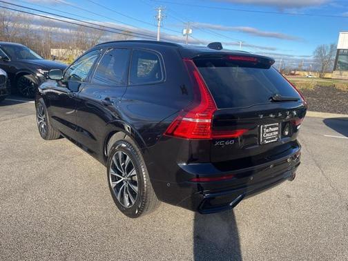 2025 Volvo XC60 B5 Plus