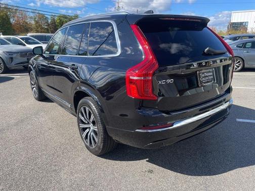 2024 Volvo XC90 B5 Core Bright Theme
