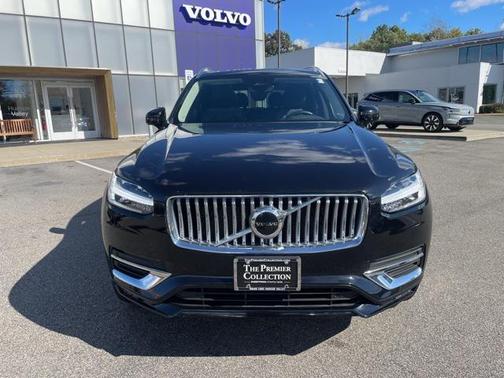 2024 Volvo XC90 B5 Core Bright Theme