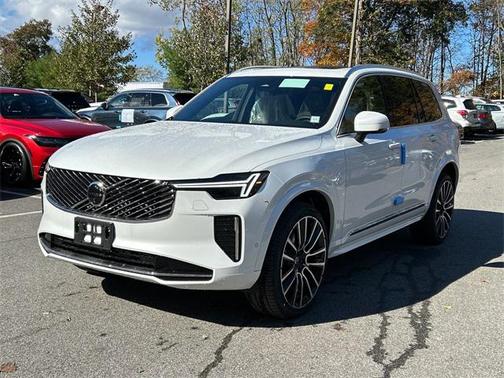 2026 Volvo XC90 B6 Plus 7-Seater