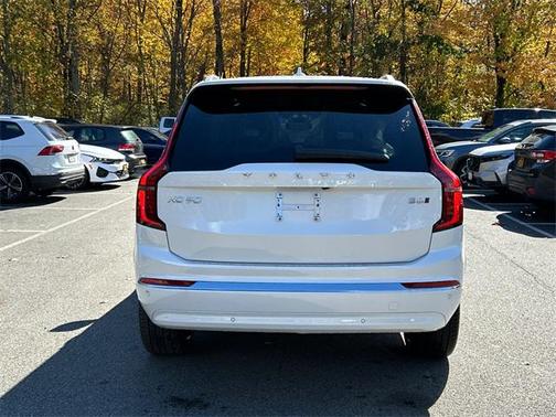 2026 Volvo XC90 B6 Plus 7-Seater