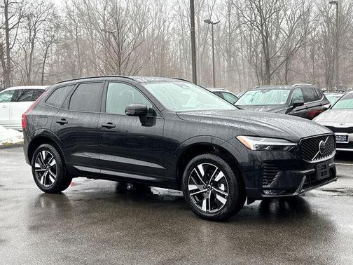 2026 Volvo XC60 B5 Core