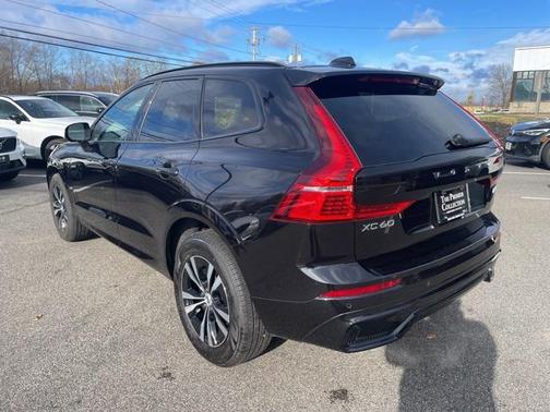 2025 Volvo XC60 B5 Core