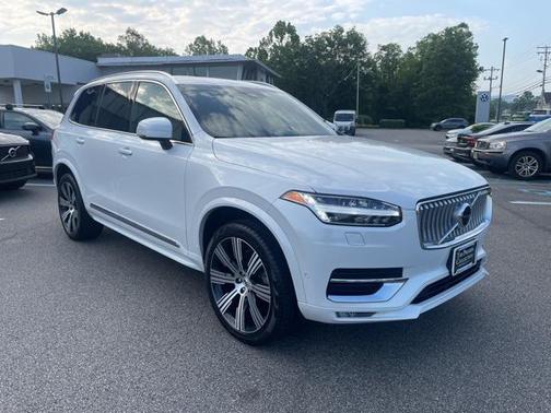 2022 Volvo XC90 T6 Inscription