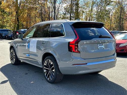 2026 Volvo XC90 B6 Plus 7-Seater