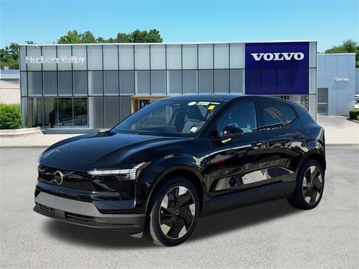 2026 Volvo EX30 Plus Twin Motor Performance, Fully electric
