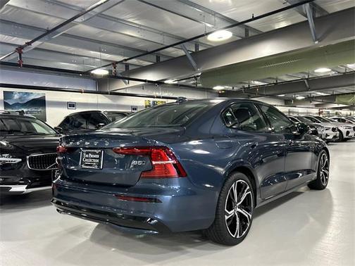 2025 Volvo S60 B5 Core