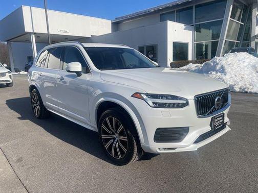 2023 Volvo XC90 B5 Core