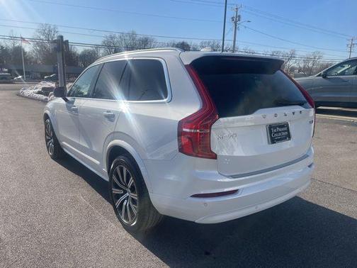 2023 Volvo XC90 B5 Core