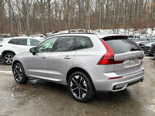 2026 Volvo XC60 B5 Plus