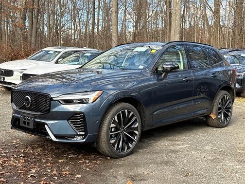 2026 Volvo XC60 B5 Ultra