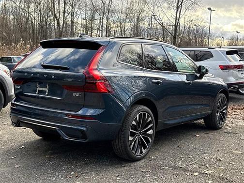 2026 Volvo XC60 B5 Ultra