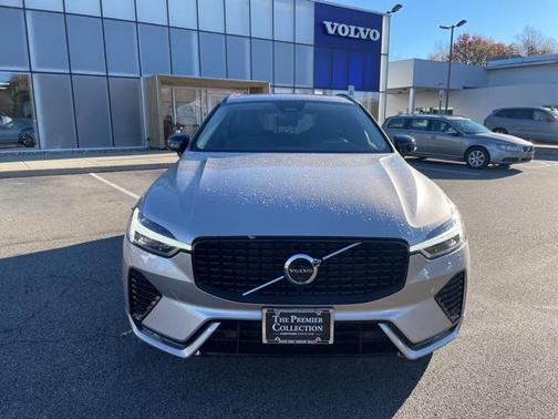 2025 Volvo XC60 B5 Plus